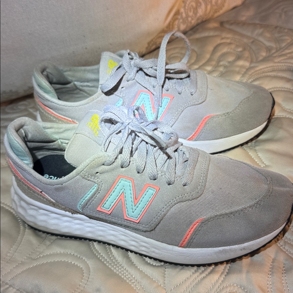 New Balance Gray Sneakers with Pink and Yellow Highlights - Picture 2 of 6